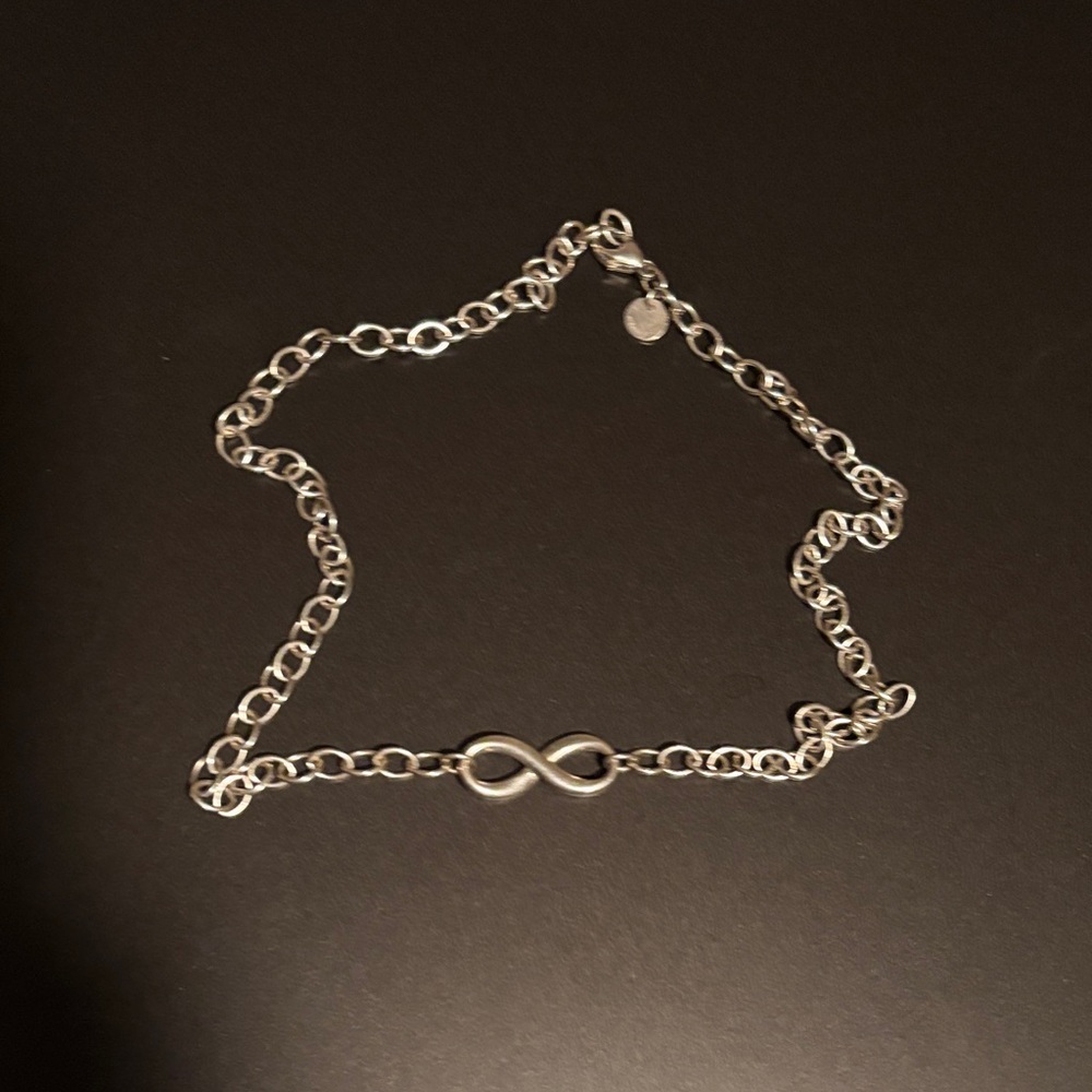 J21 TIFFANY AND CO Silver Infinity Chain Necklace